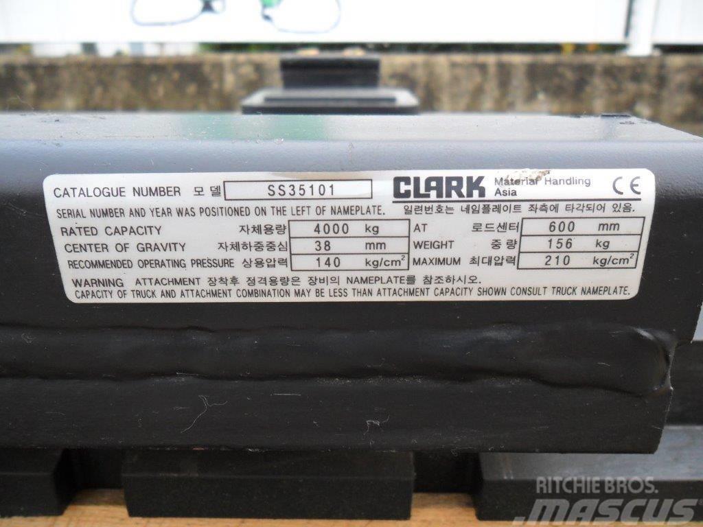 Clark Seitenschieber FEM3 - 1350mm Forquilhas