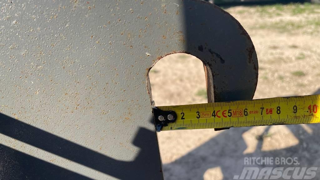  Bale clamp 1700 mm Garras