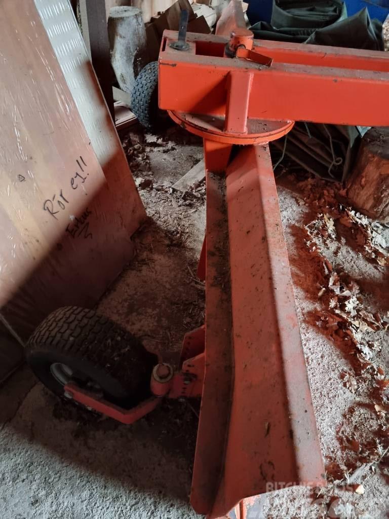  Okänt Traktorskär Outros limpa-neves e máquinas de limpeza viária