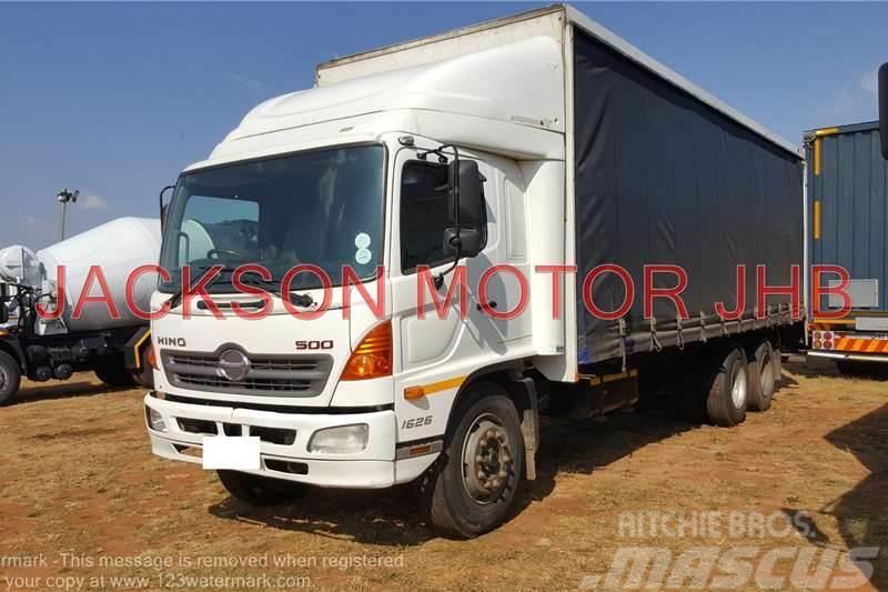 Hino 1626, 6x2 TAG AXLE WITH TAUTLINER BODY Outros Camiões