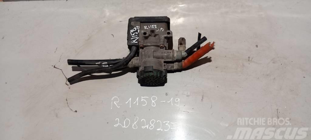 Renault Midlum 180 EBS brake valve 20828237 Travőes