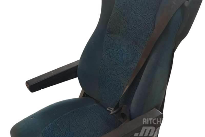 Seat with Safety Belt Outros Camiões
