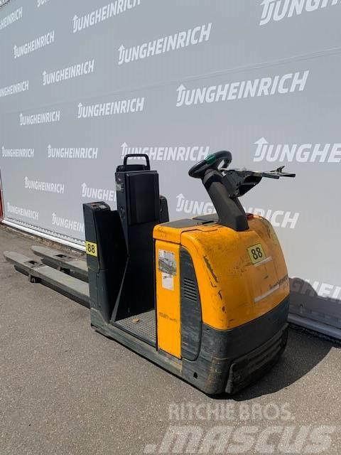 Jungheinrich ECE 225HP Preparadoras de encomendas de baixa elevação