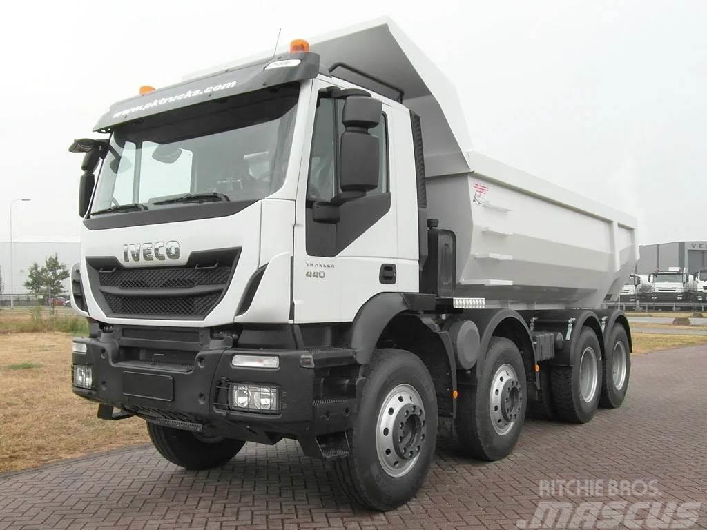 Iveco Trakker 410T42 Tipper Truck (2 units) Camiões basculantes