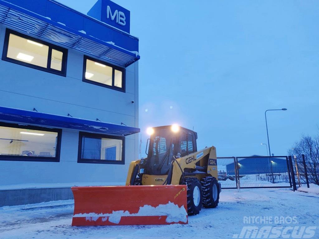 Gehl snow plough for skid loader Acessórios Retroescavadoras