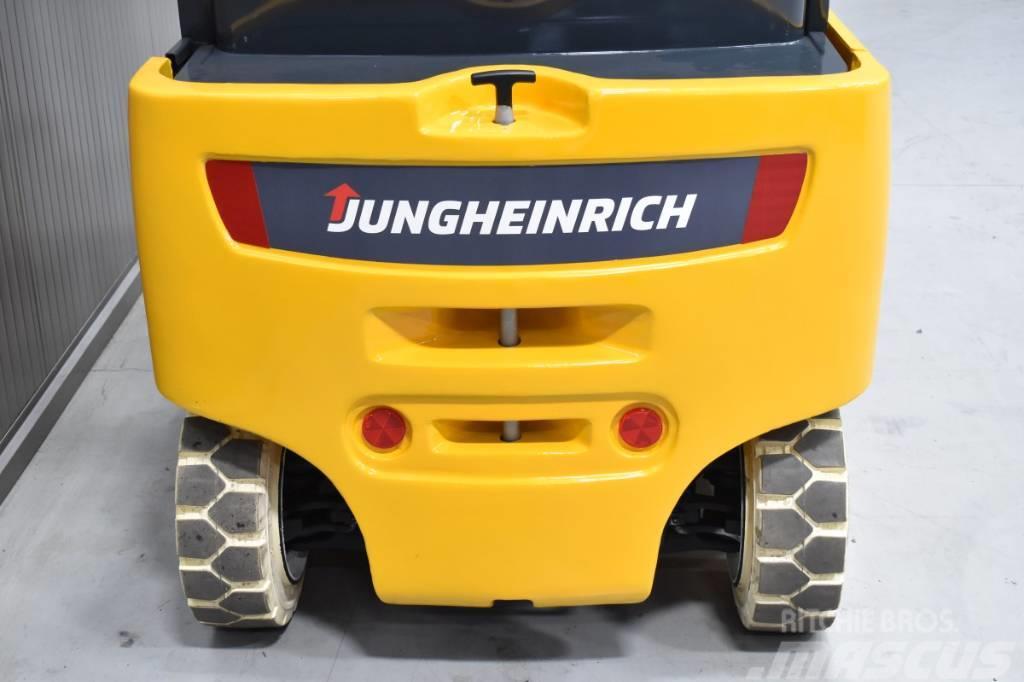 Jungheinrich EFG 320 Empilhadores eléctricos