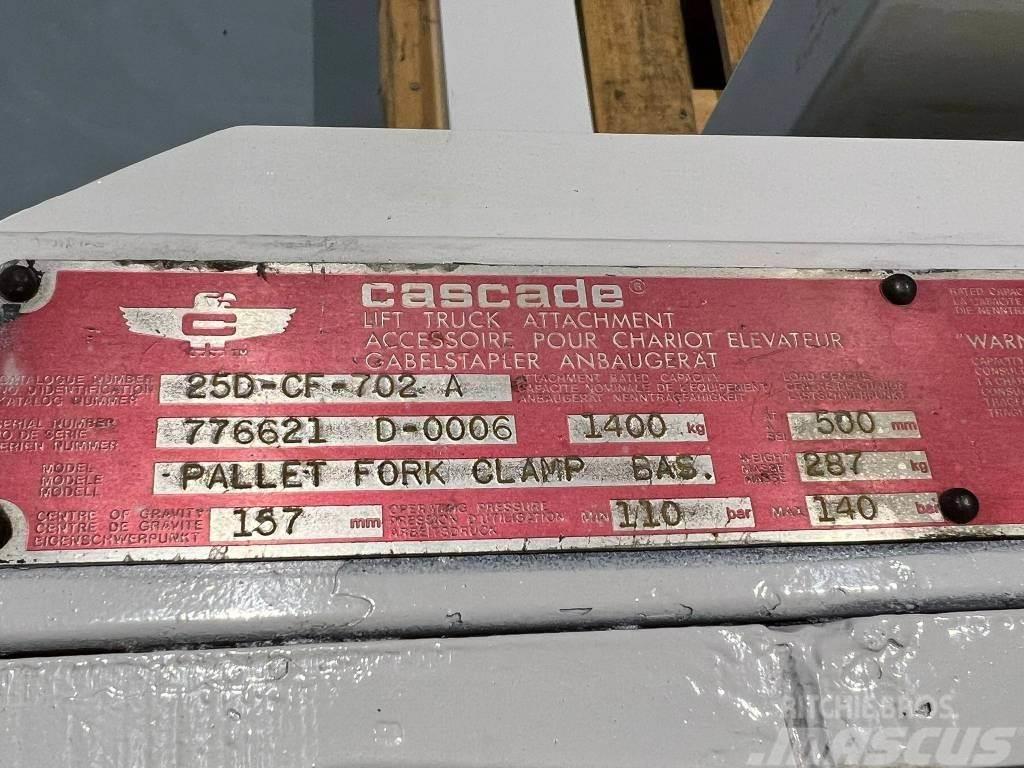 Cascade 25D-CF-702 A Grampos de forquilhas