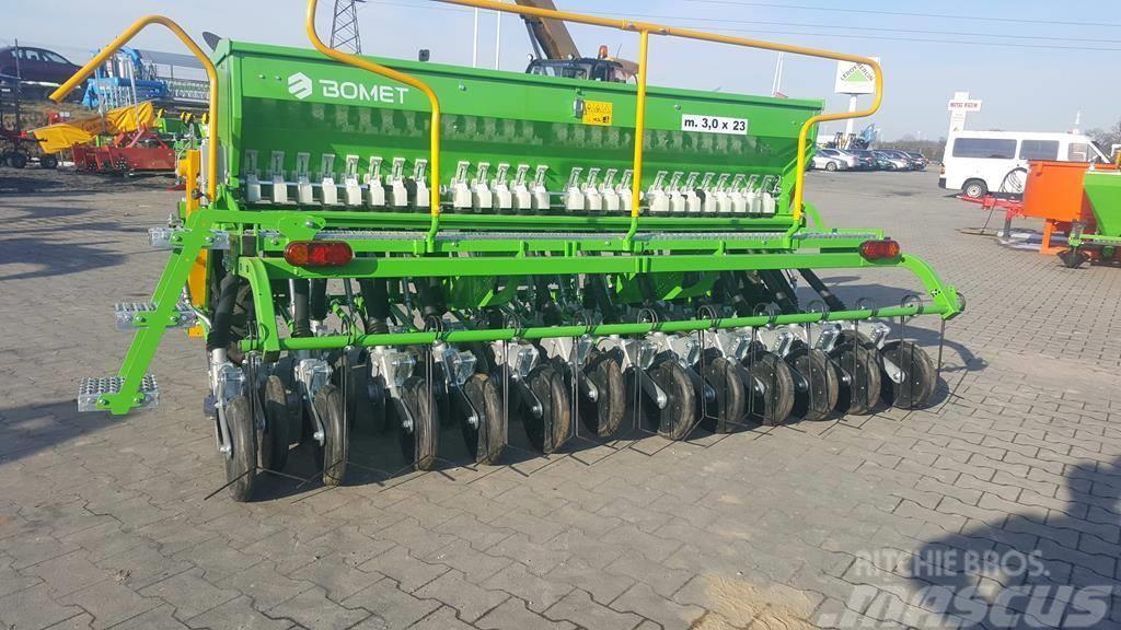 Bomet Universal seed drill Scorpius 3,0m + disc coulters Perfuradoras