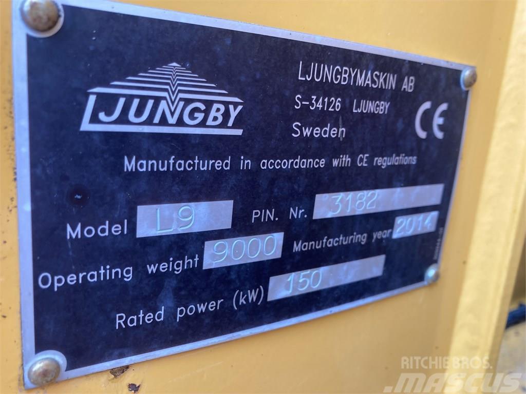 Ljungby L 9 Pás carregadoras de rodas