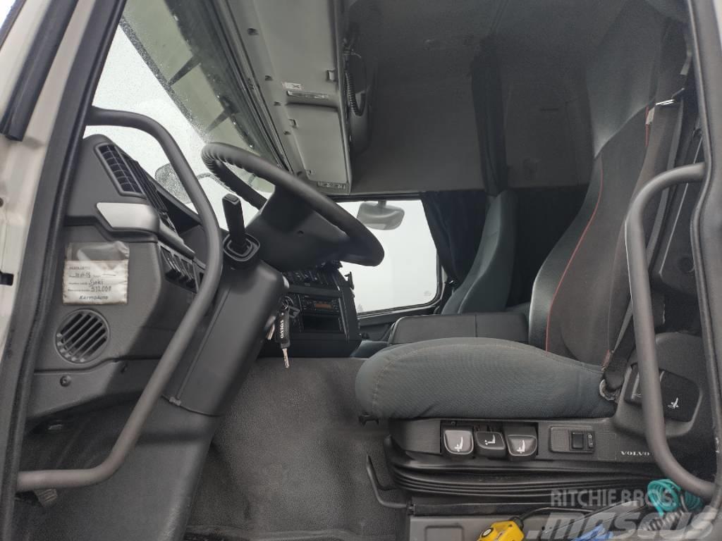 Volvo FM13 6x2 UUSI koneenkuljetuslava, vetovarustus Camiões estrado/caixa aberta