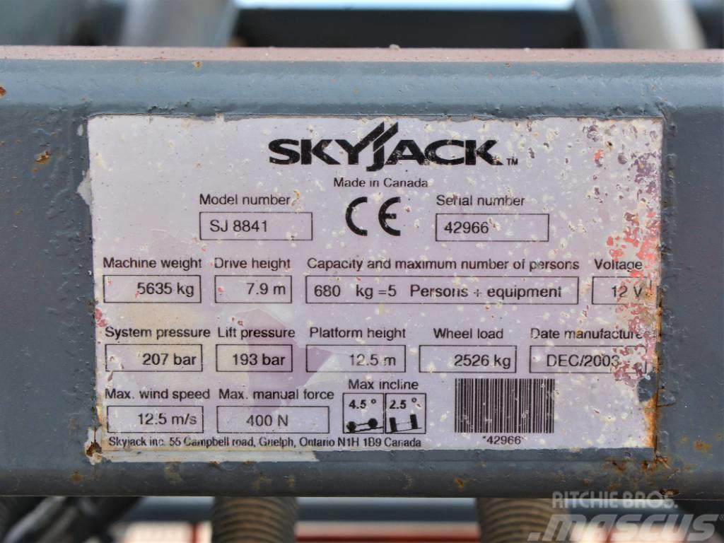 SkyJack SJ 8841 RT Elevadores de tesoura