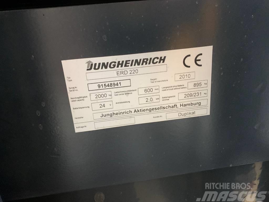 Jungheinrich ERD 220 PF Empilhador para operador externo