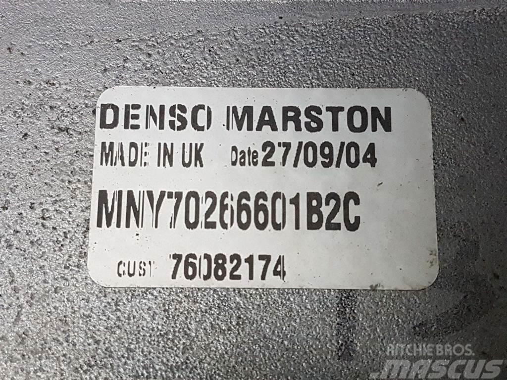 CASE 621D-Denso MNY70266601B2C-Airco condenser/koeler Chassis e suspensões