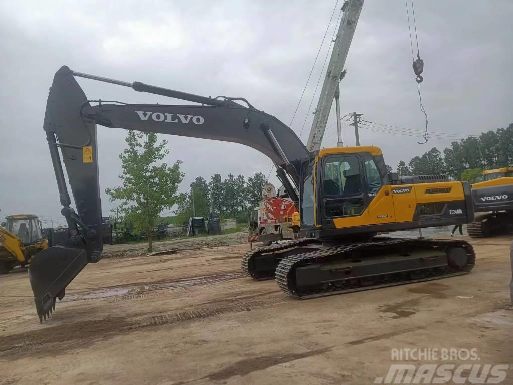 Volvo EC 240 DL Escavadoras de rastos