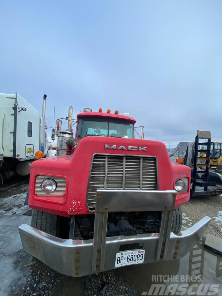 Mack Roll-Off Truck Camiões caixa desmontável com elevador de cabo