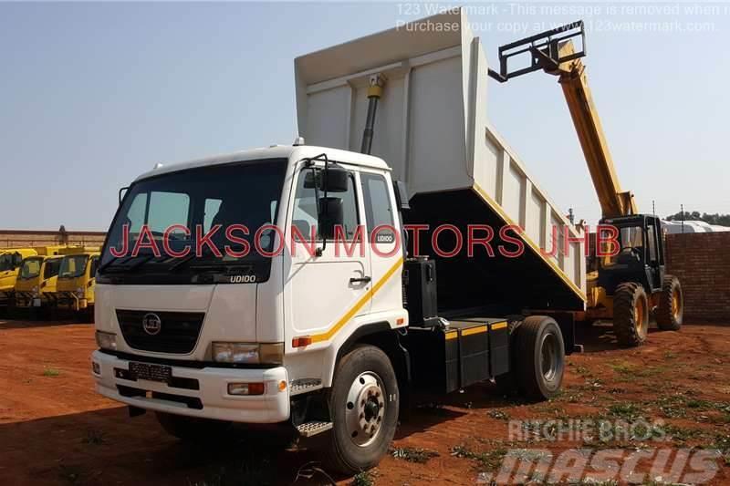 Nissan UD100, 4x2 FITTED WITH 6 CUBE TIPPER EQIPMENT Outros Camiões