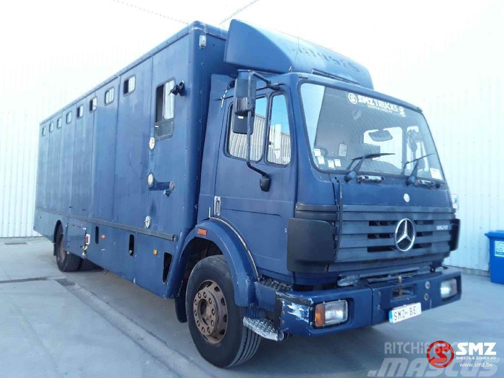 Mercedes-Benz 1820 RHD Camiões de transporte de animais