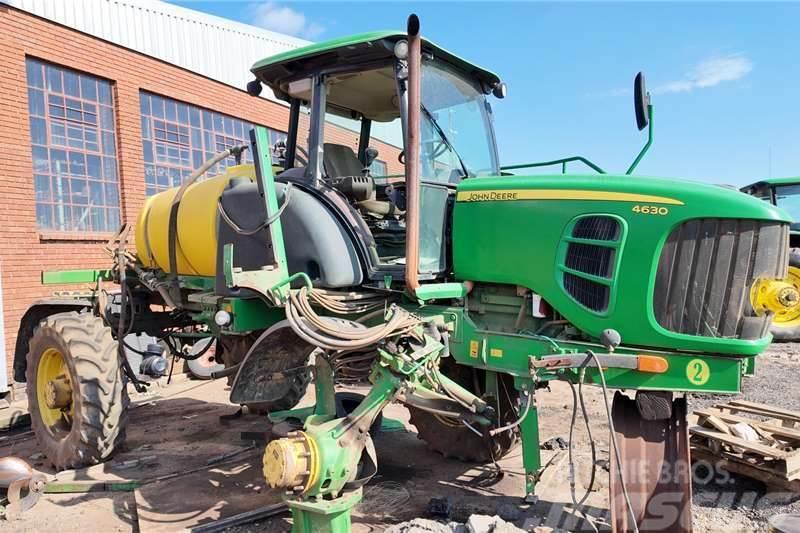 John Deere JD 4630 Spray Tractor Now stripping for spares. Tratores Agrícolas usados