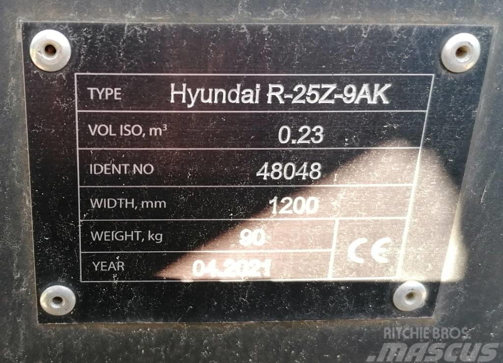 Hyundai SPB1200mm_3.5t Baldes