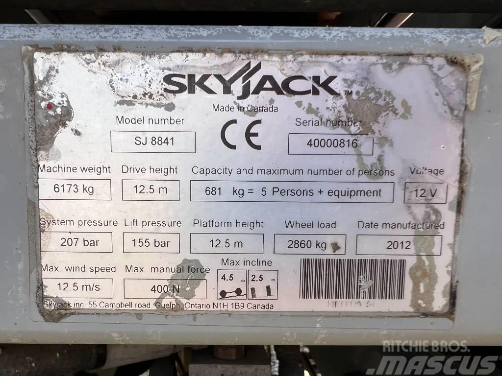 SkyJack SJ 8841 Elevadores de tesoura