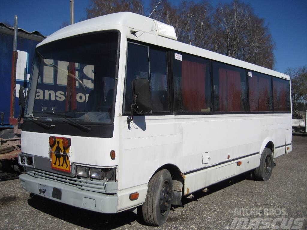Hino RB145 Autocarros escolares