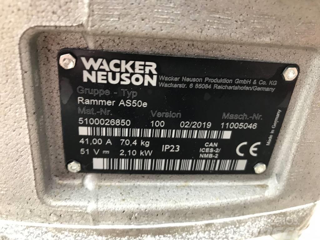 Wacker Neuson AS50e Saltitões