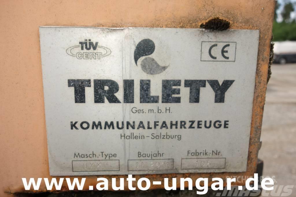 Multicar Trilety Kehraufbau für Multicar Bj. 2001 Kehraufsa Varredoras