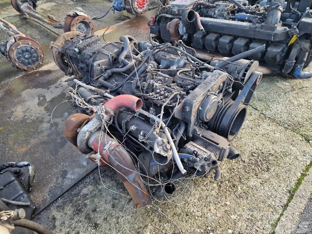 Renault 6 CILINDER Motores