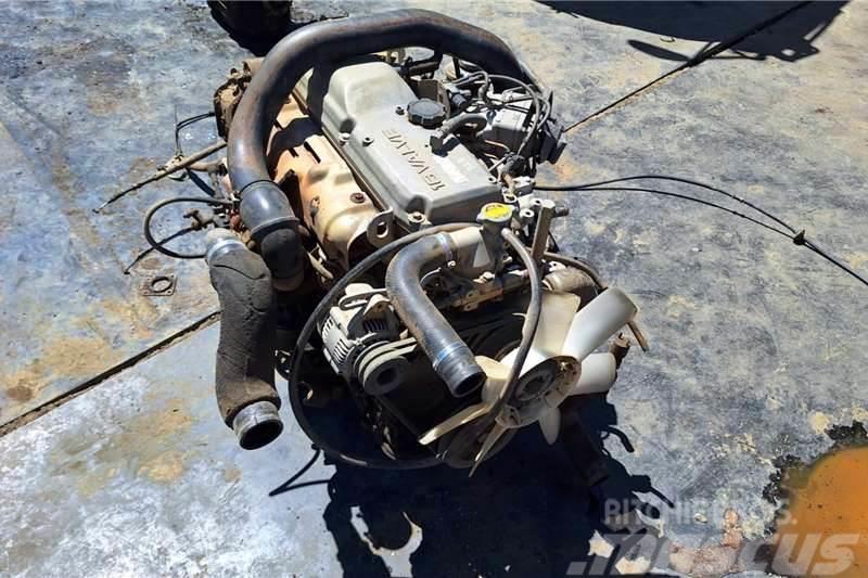 Toyota 15B Engine & Manual Gearbox Used Combo Outros Camiões