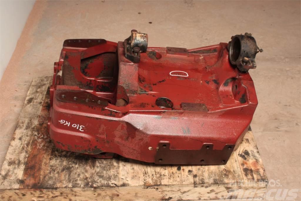 Case IH MXM130 Front axle support Chassis e suspensões