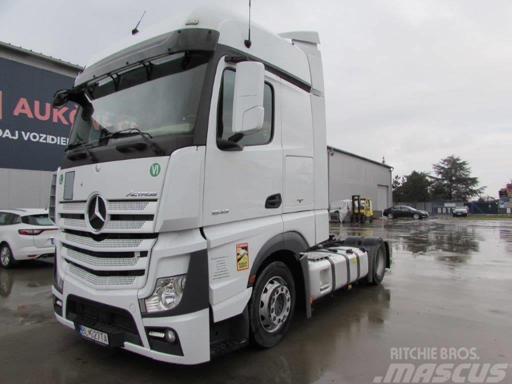Mercedes-Benz Actros Mega Tractores (camiões)