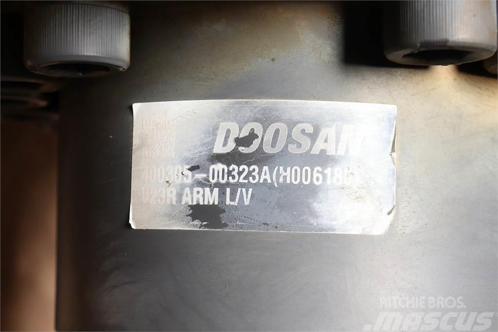 Doosan Daewoo DX235LCR-5 Hydraulic Cylinder Hidráulica