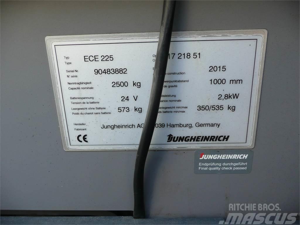 Jungheinrich ECE 225 2380x510mm Preparadoras de encomendas de baixa elevação