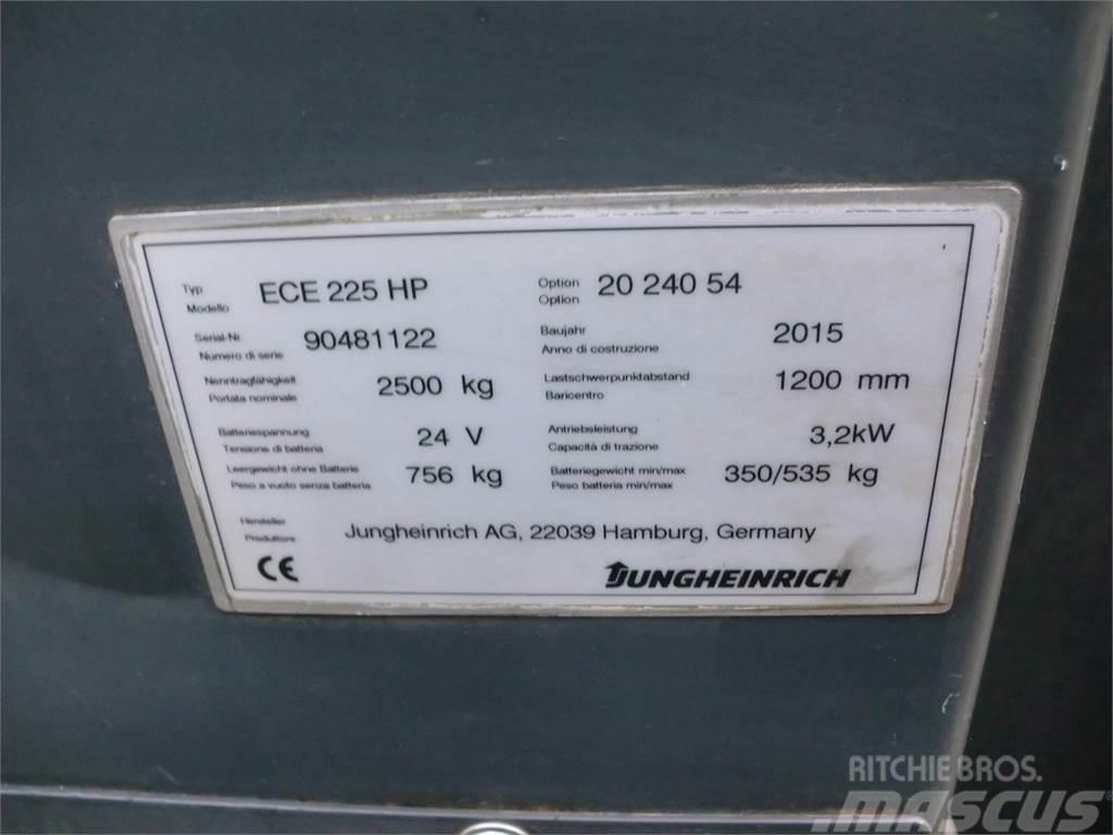 Jungheinrich ECE 225 HP 2400x540mm Preparadoras de encomendas de baixa elevação