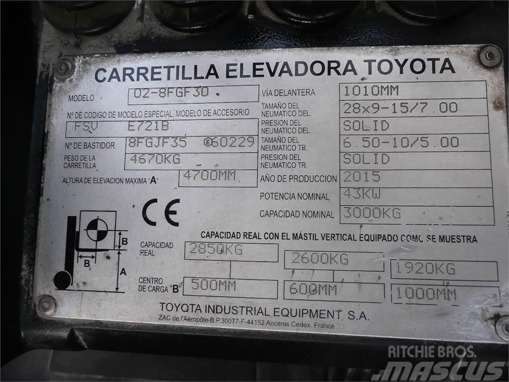 Toyota 02-8FGF30 Empilhadores a gás