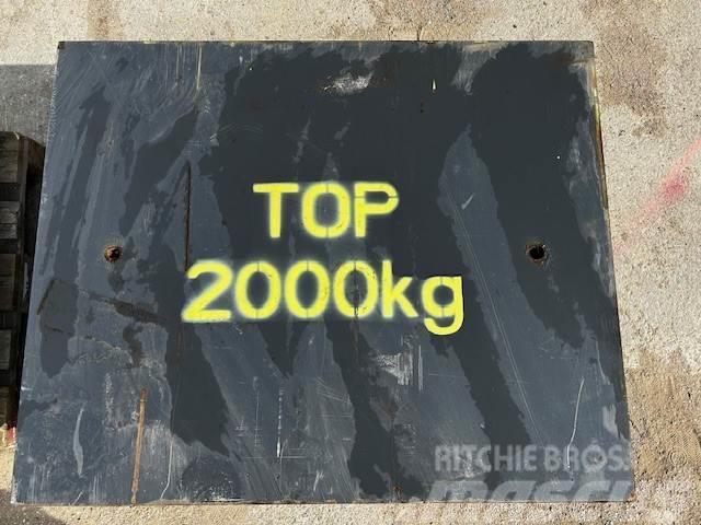  Weight 8000kg Weight 8000kg Outros componentes