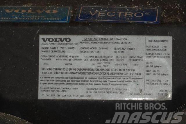 Volvo VNM42T Camiões de chassis e cabine