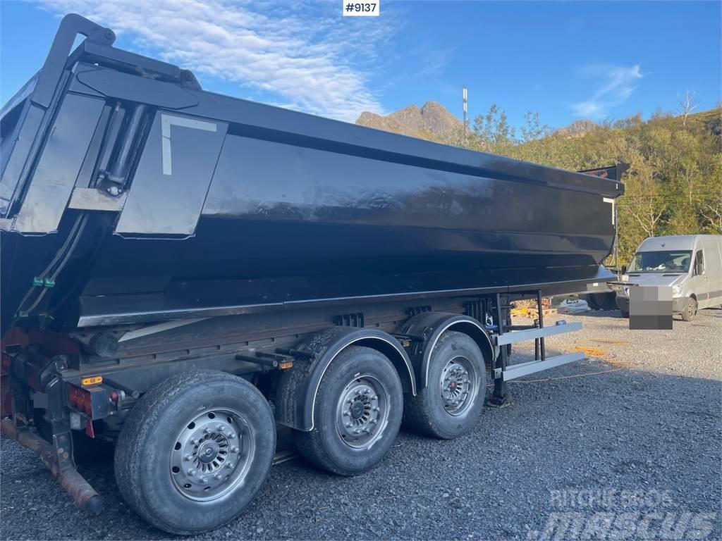 Carnehl tipping semi trailer in good condition Outros Semi Reboques