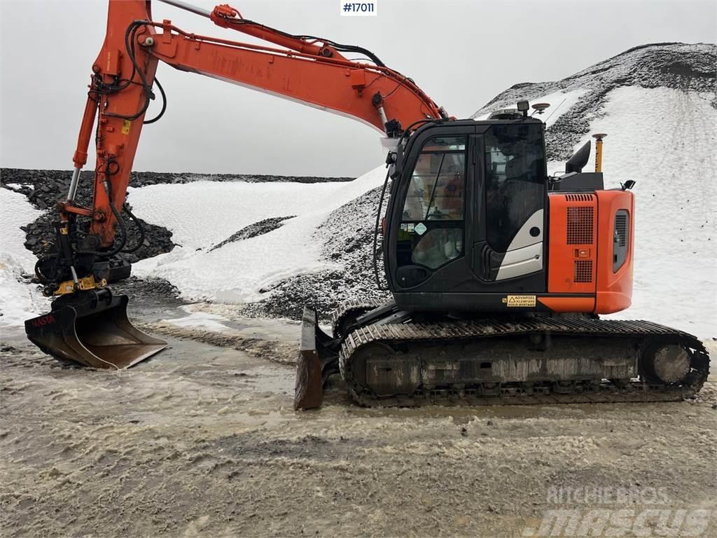 Hitachi ZX135us-6 excavator w/ gps, digging bucket, cleani Escavadoras de rastos