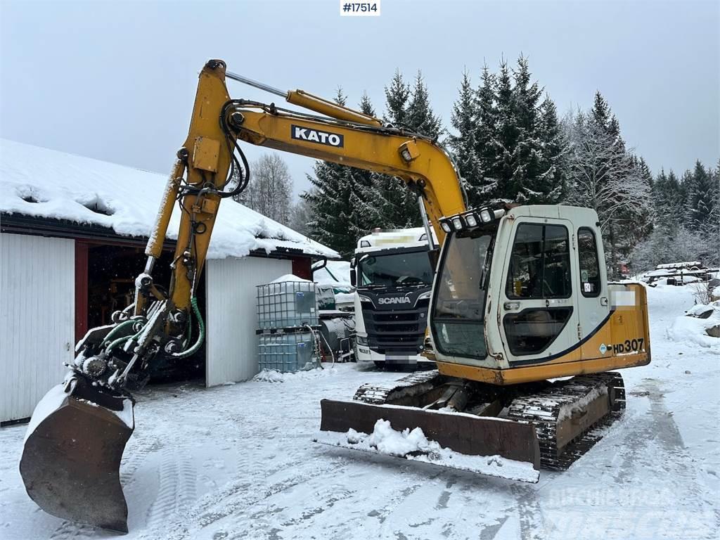 Kato HD-307 Tracked excavator w/ Rototilt and 2 buckets Escavadoras de rastos