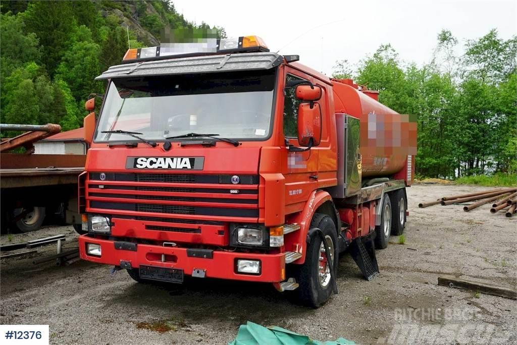 Scania vacuum truck Camiões Municipais / Uso Geral