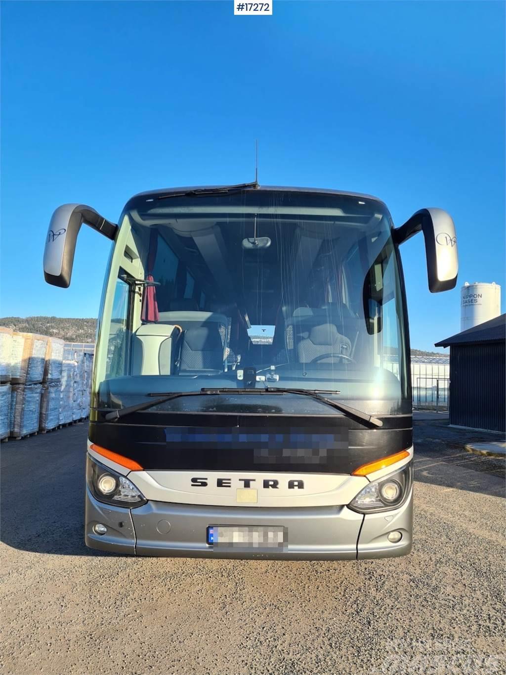 Setra S515HD coach. 51 seats. Autocarros