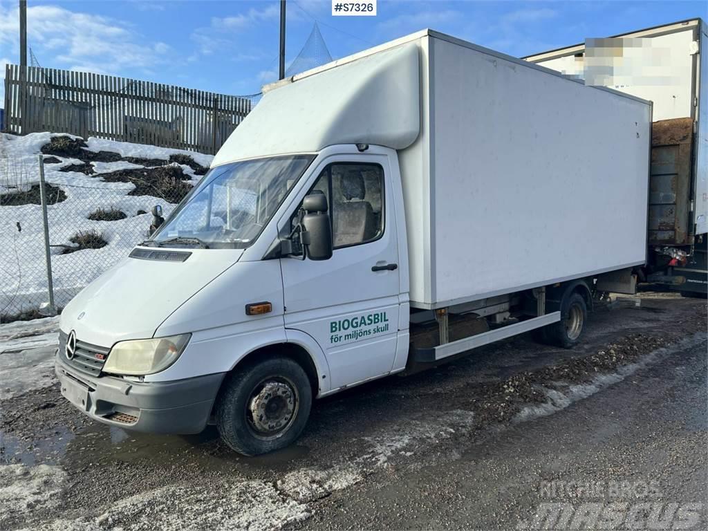 Mercedes-Benz 414 Box car with tail lift. Total weight 4600 kgs Outros