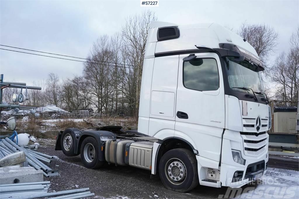 Mercedes-Benz Actros 6x2 Tractor Unit with Mirrorcam Tractores (camiões)