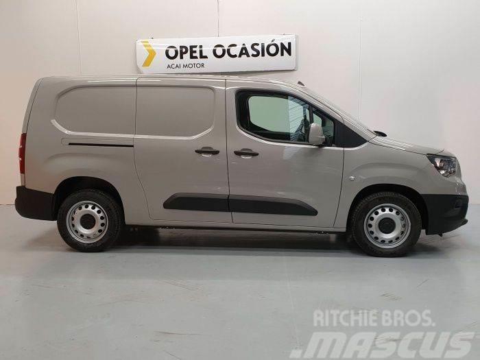 Opel Combo CARGO SELECTIVE 1.6D 110CV L2H1 Carrinhas de caixa fechada