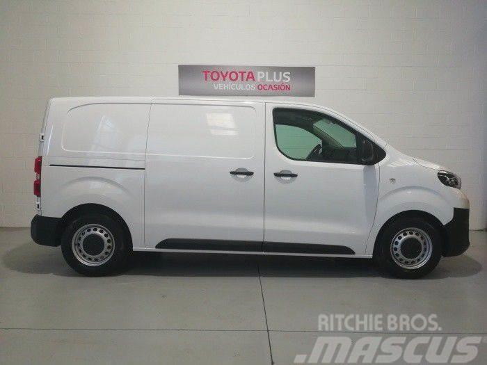Toyota Proace Van Media 1.6D Business 115 Carrinhas de caixa fechada