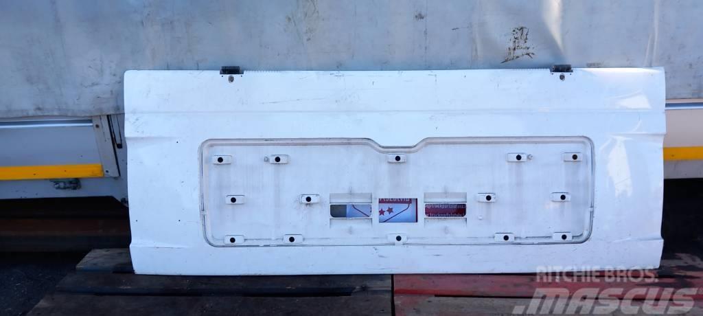 MAN 18.460 81611100053  FRONT HOOD Cabines e interior