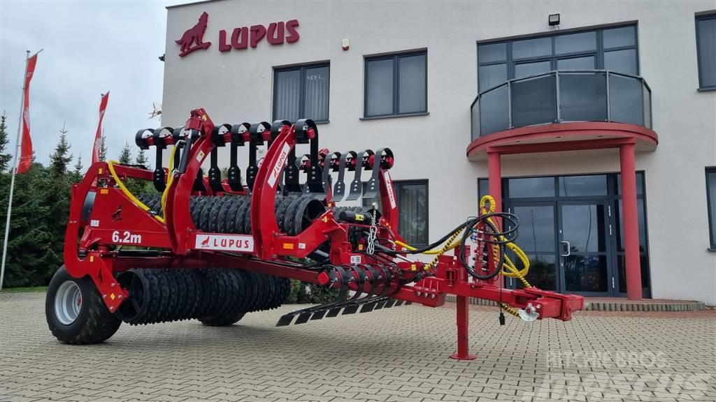 Lupus Cambridge roller 6.2 m rings with front drag Rolos agrícolas