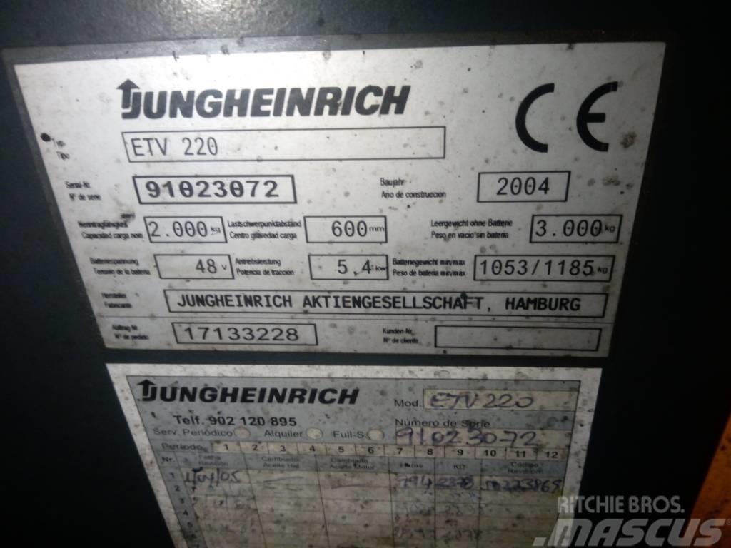 Jungheinrich ETV 220 Empilhadores Elevadores