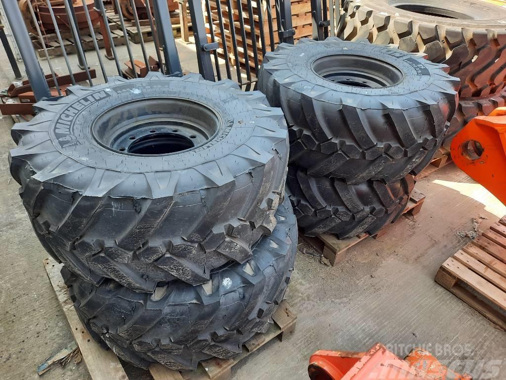 Michelin XF Tyres & Rims (set of 4) Escavadoras de rodas